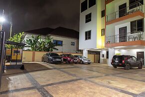 Executive Three Bedroom Furnished Apartment