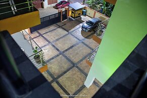 Executive Three Bedroom Furnished Apartment