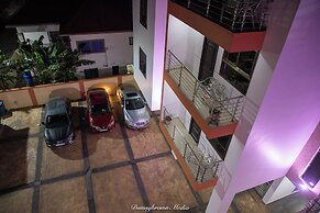 Executive Three Bedroom Furnished Apartment