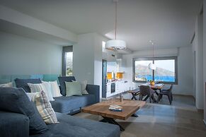 Luxury Villa With Stunning Views in Agios Nikolaos