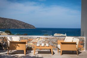 Luxury Villa With Stunning Views in Agios Nikolaos