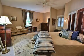 Black Sheep Inn and Spa