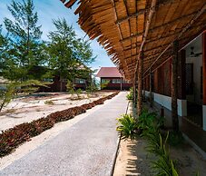 JSK Mantanani Island Resorts