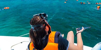 JSK Mantanani Island Resorts