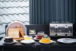 Allura Azana Resort Tawangmangu