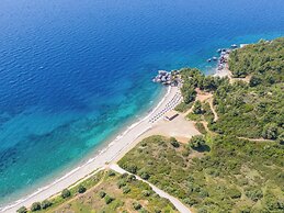 Ajul Luxury Hotel & Spa Resort, a Registry Collection Hotel