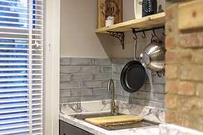 Beautiful 3 Bed House - Habita Property