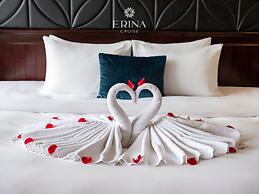 Erina Cruise