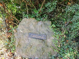 The Arches Larklands