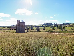 The Arches Larklands