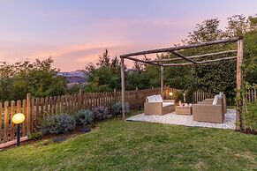 Rondini Farmhouse in Chiatri