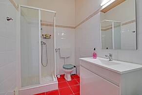 Villa Eiras Altas Grande by Portucasa