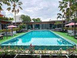 S Club & Hotel