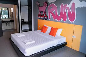 S Club & Hotel