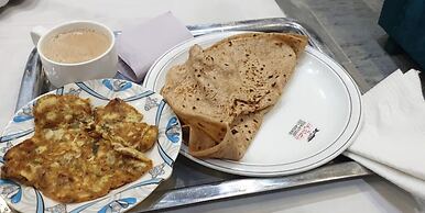 Hotel Holiday Lahore