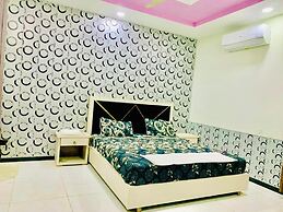 The Crown Guest House