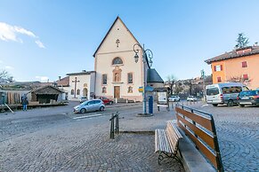 Cavalese few min From ski a25