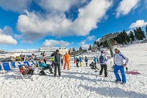 Cavalese few min From ski a25