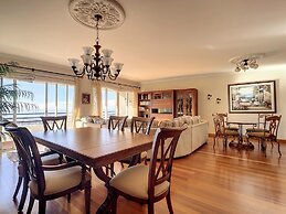 Monumental Ocean View