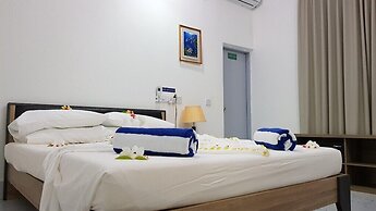 Mandhoo Retreat