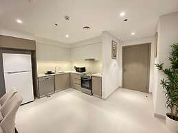 Lux BnB The Grand Creek Harbor Views