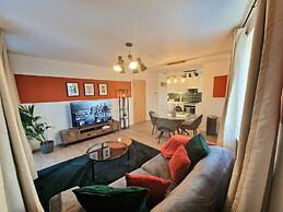 Luxury Station Apartment by Paymán Club