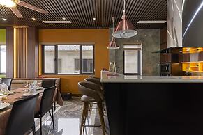 BBQ Villa & Hostel Ha Long