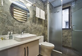 BBQ Villa & Hostel Ha Long