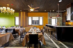 BBQ Villa & Hostel Ha Long