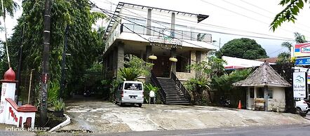 Bali de Anyer Hotel & Restaurant