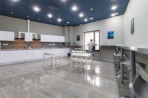 CAPS LOCK Future Hotel