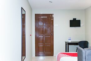 OYO 90338 Prima Saujana Budget Hotel
