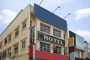 OYO 90338 Prima Saujana Budget Hotel