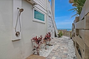 226 South Fletcher Ave 6 Bedroom Home by RedAwning