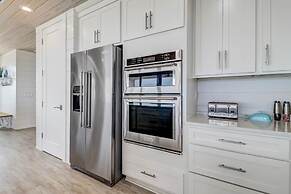 226 South Fletcher Ave 6 Bedroom Home by RedAwning