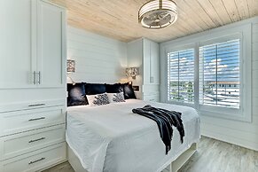 226 South Fletcher Ave 6 Bedroom Home by RedAwning