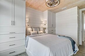 226 South Fletcher Ave 6 Bedroom Home by RedAwning