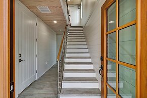 226 South Fletcher Ave 6 Bedroom Home by RedAwning