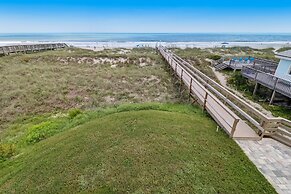 226 South Fletcher Ave 6 Bedroom Home by RedAwning