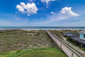 226 South Fletcher Ave 6 Bedroom Home by RedAwning