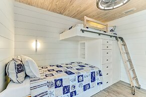 226 South Fletcher Ave 6 Bedroom Home by RedAwning