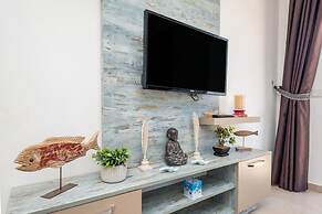 Seafront Flat With Breathtaking Sea View in Bodrum