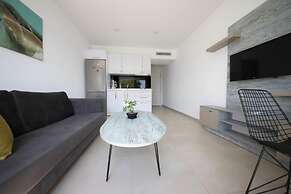 Seafront Flat With Breathtaking Sea View in Bodrum