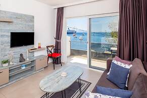 Seafront Flat With Breathtaking Sea View in Bodrum
