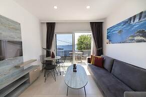 Seafront Flat With Excellent Sea View in Bodrum
