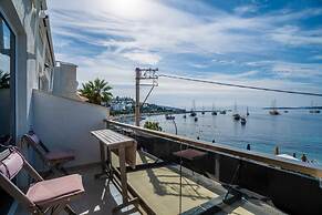 Seafront Flat With Excellent Sea View in Bodrum