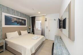 Seafront Flat With Excellent Sea View in Bodrum