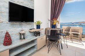 Seafront Flat With Excellent Sea View in Bodrum