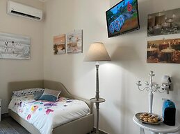 Room in B&B - Relais Dea Degli Ulivi House