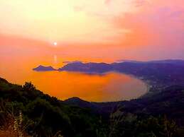 Holiday House Skaros in Honigtal, Agios Georgios North, Pagon